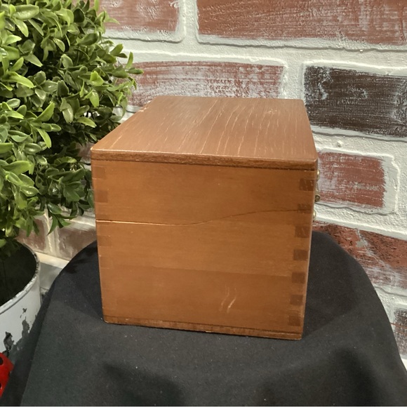 Vintage Solid Wood Index Card Box from Products Service Industries - Napa Valley - Picture 4 of 14